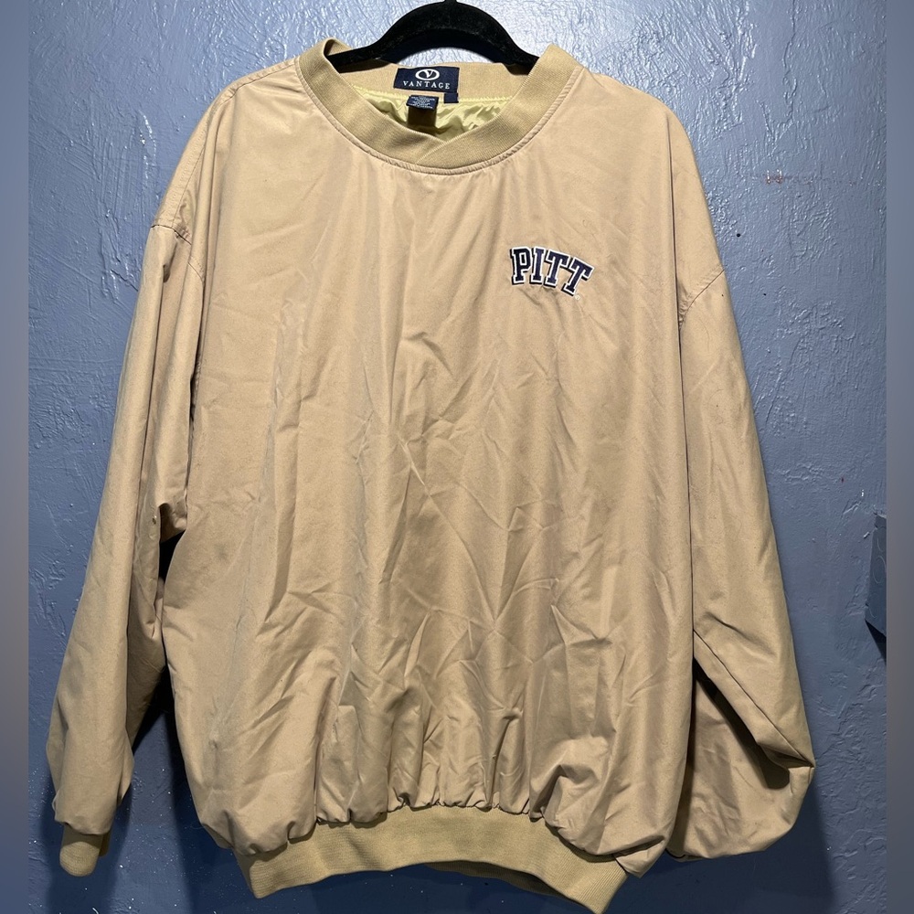 Pitt Windbreaker ✨